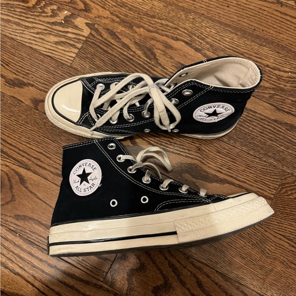 Chuck 70 High Top - Size 7.5 Women’s or Size 5.5 Men’s - Picture 2 of 4